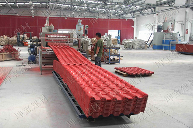 秸稈瓦屬于新型屋面建筑材料嗎?