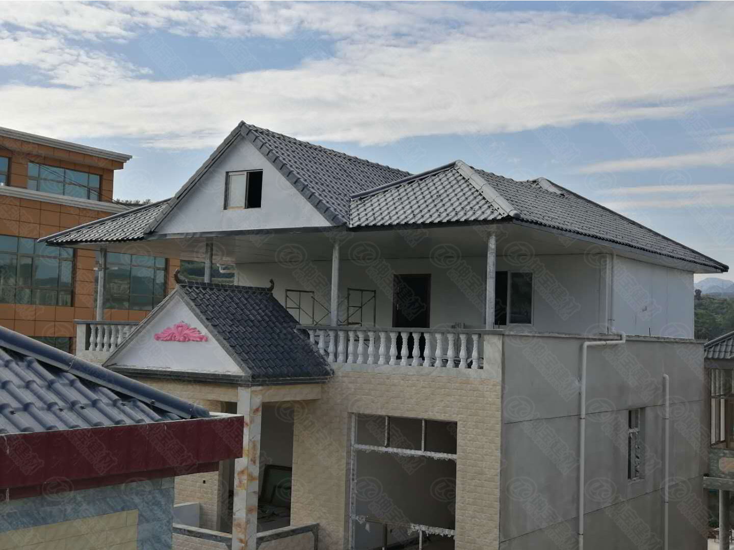 甘肅隴南別墅型樹脂瓦效果圖