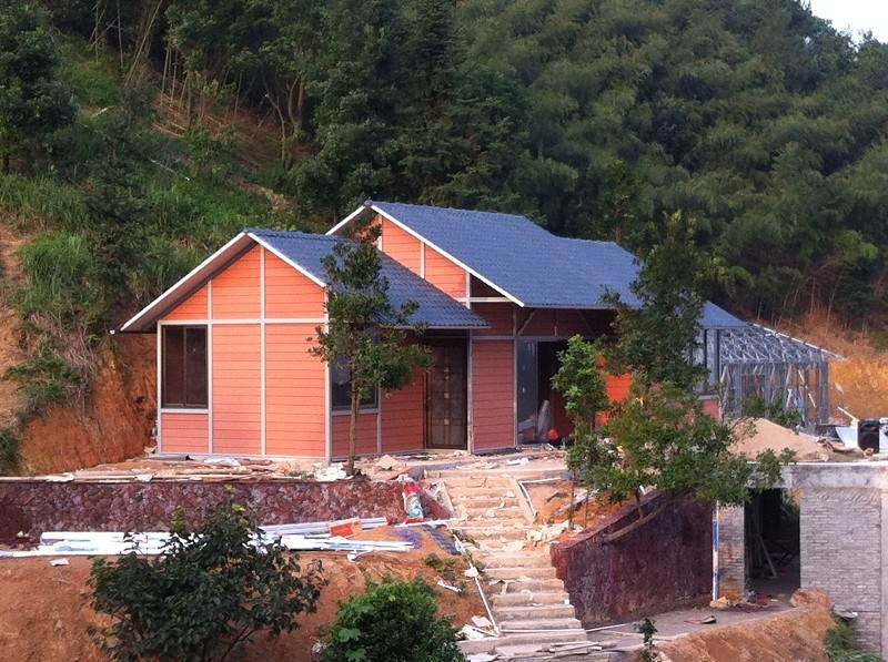 合成樹脂瓦好壞的內(nèi)情!你學(xué)會判別了嗎?還要持續(xù)受騙嗎?