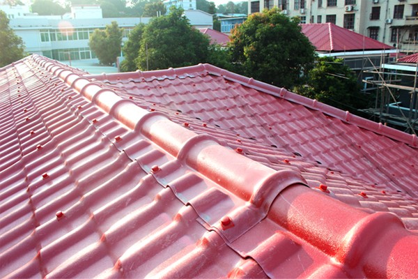 合成樹脂瓦誤區:越重越好？越厚越好？永久不褪色？