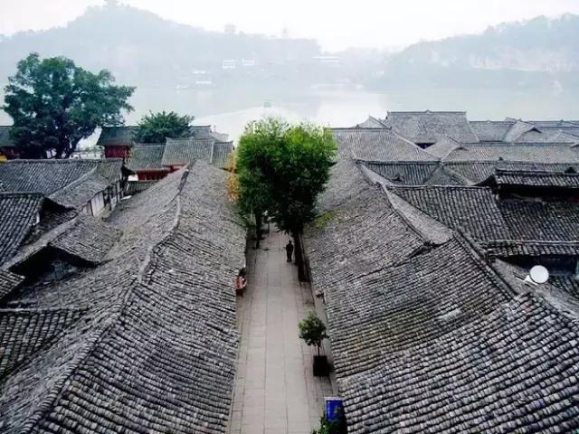 青瓦灰墻，高瓴飛檐，處處消磨時光