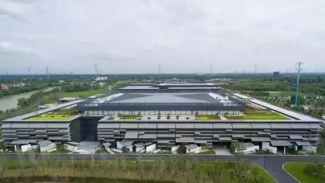 青瓦灰墻，高瓴飛檐，處處消磨時光