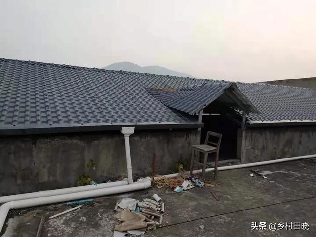農(nóng)村自建房坡屋頂，用琉璃瓦還是樹脂瓦？看看內(nèi)行人的經(jīng)驗(yàn)分享